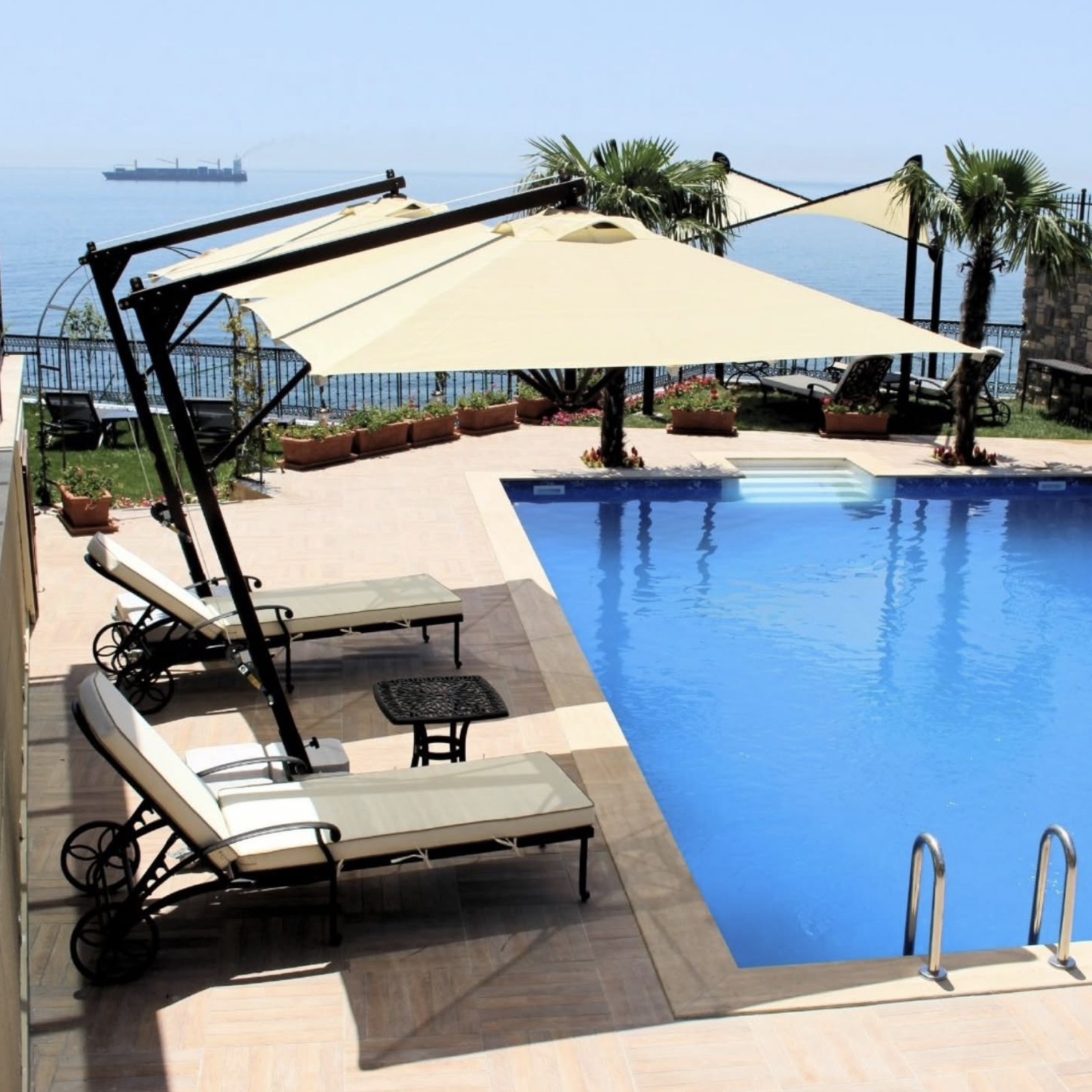 Parasols & Shade solution
